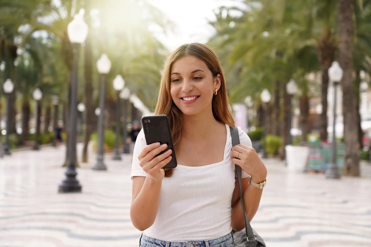 Device Financing in LATAM: Securing Every Cell Phone You Finance